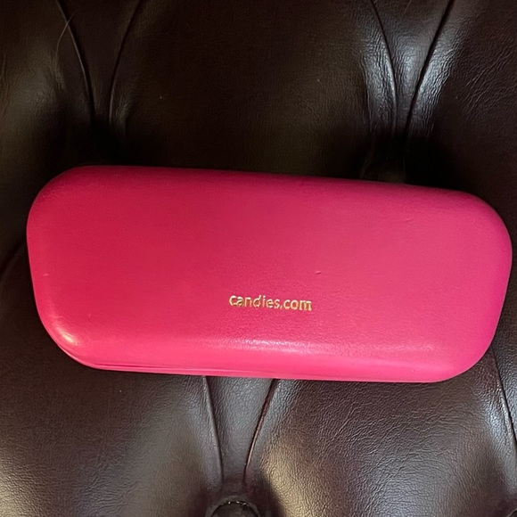 Candies hard glasses case bright pink shell w gold logo easy open soft velvet - Picture 6 of 7